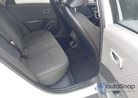 2025 Kia K4 Lx z USA, uszkodzony, nr VIN 3KPFT4DE1SE245382